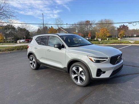 New 2026 Volvo XC40 B5 Plus w/ Protection Package Premier image 1