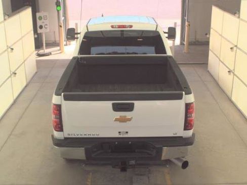 Used 2014 Chevrolet Silverado 2500 LT image 5