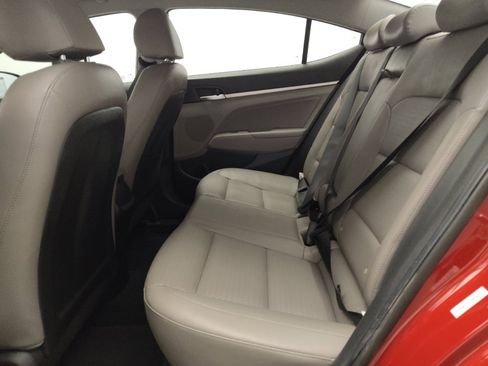 Used 2020 Hyundai Elantra Limited w/ Ultimate Package 03 FWD image 18