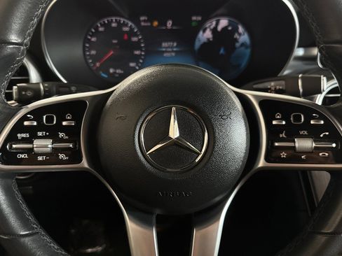 Used 2022 Mercedes-Benz GLC 300 image 23