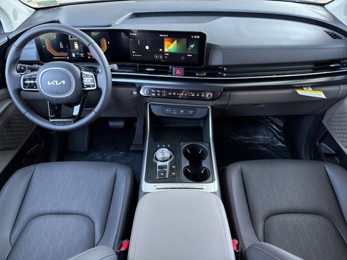 New 2026 Kia Carnival LXS image 13