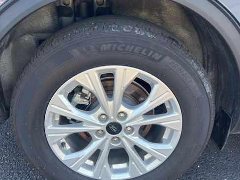 Used 2025 Ford Escape Active FWD image 15