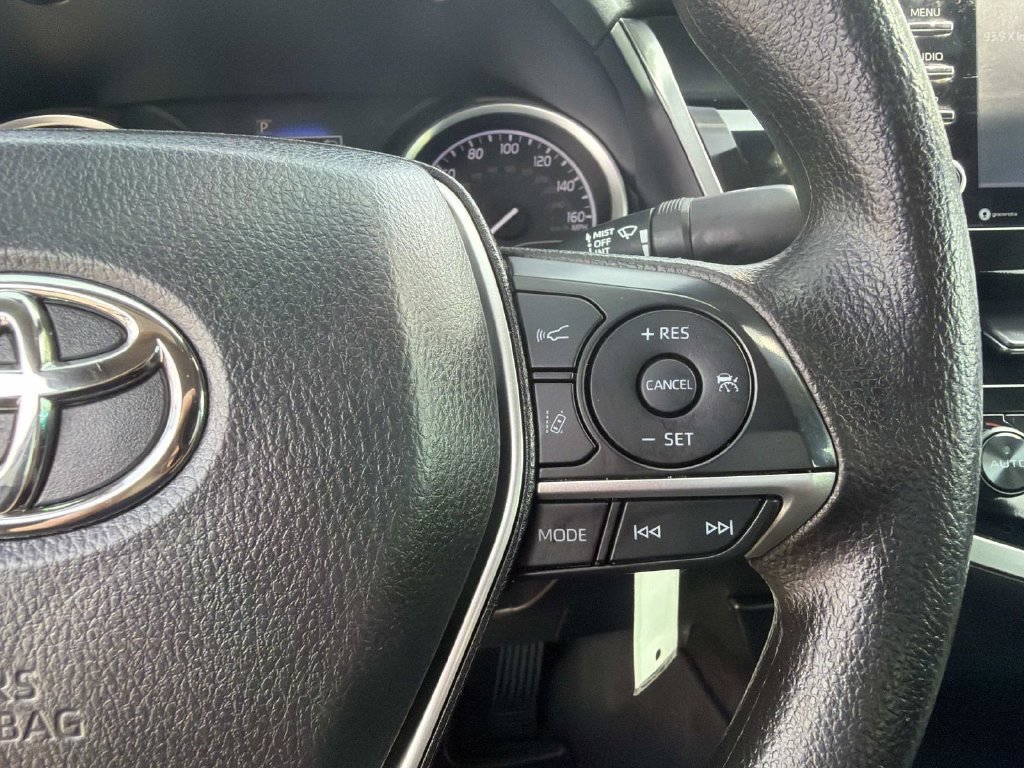 Used 2024 Toyota Camry LE FWD image 25