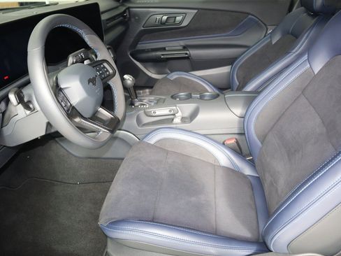 New 2025 Ford Mustang Dark Horse image 19