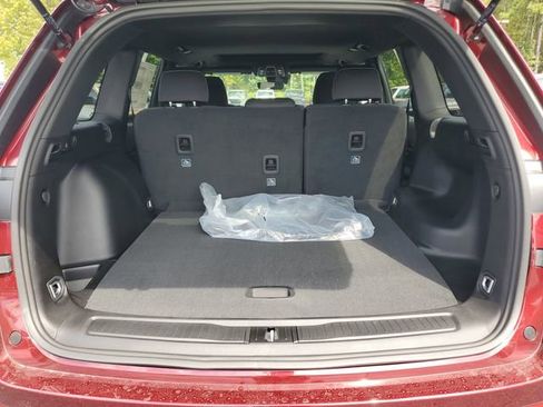 New 2025 Jeep Grand Cherokee Laredo X image 10