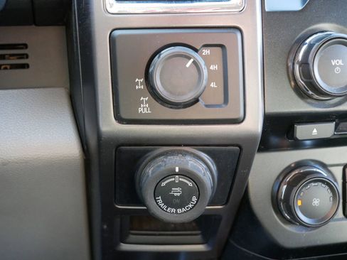 Used 2016 Ford F150 XLT w/ Equipment Group 302A Luxury image 30