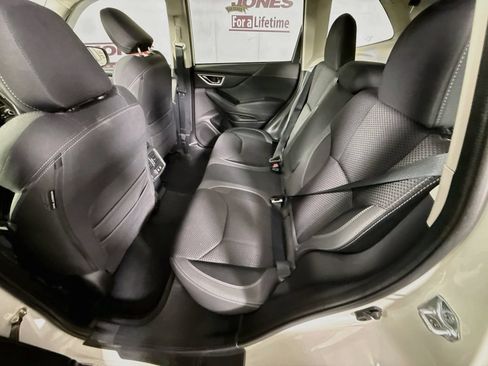 Used 2024 Subaru Forester Premium AWD/4WD image 28