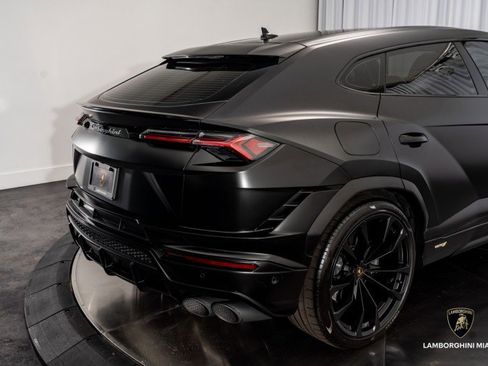 Used 2024 Lamborghini Urus S image 20