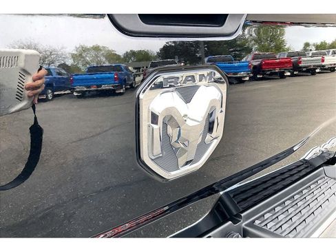 Used 2021 RAM 2500 Tradesman AWD/4WD image 31
