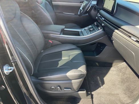 Used 2024 Hyundai Palisade SEL FWD image 19