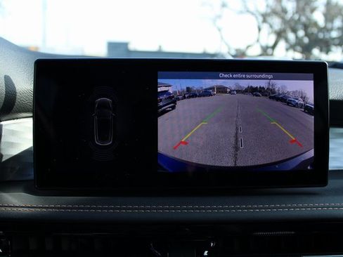 Used 2025 Alfa Romeo Tonale w/ Premium Package image 24