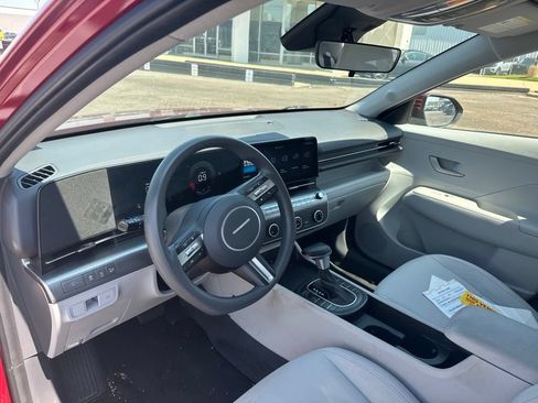 Used 2024 Hyundai Kona SE AWD/4WD image 27