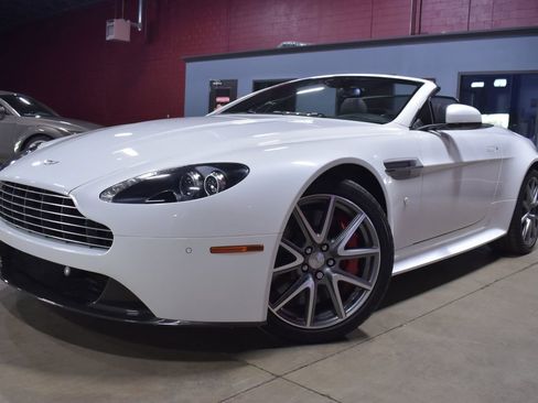 Used 2014 Aston Martin V8 Vantage S image 4