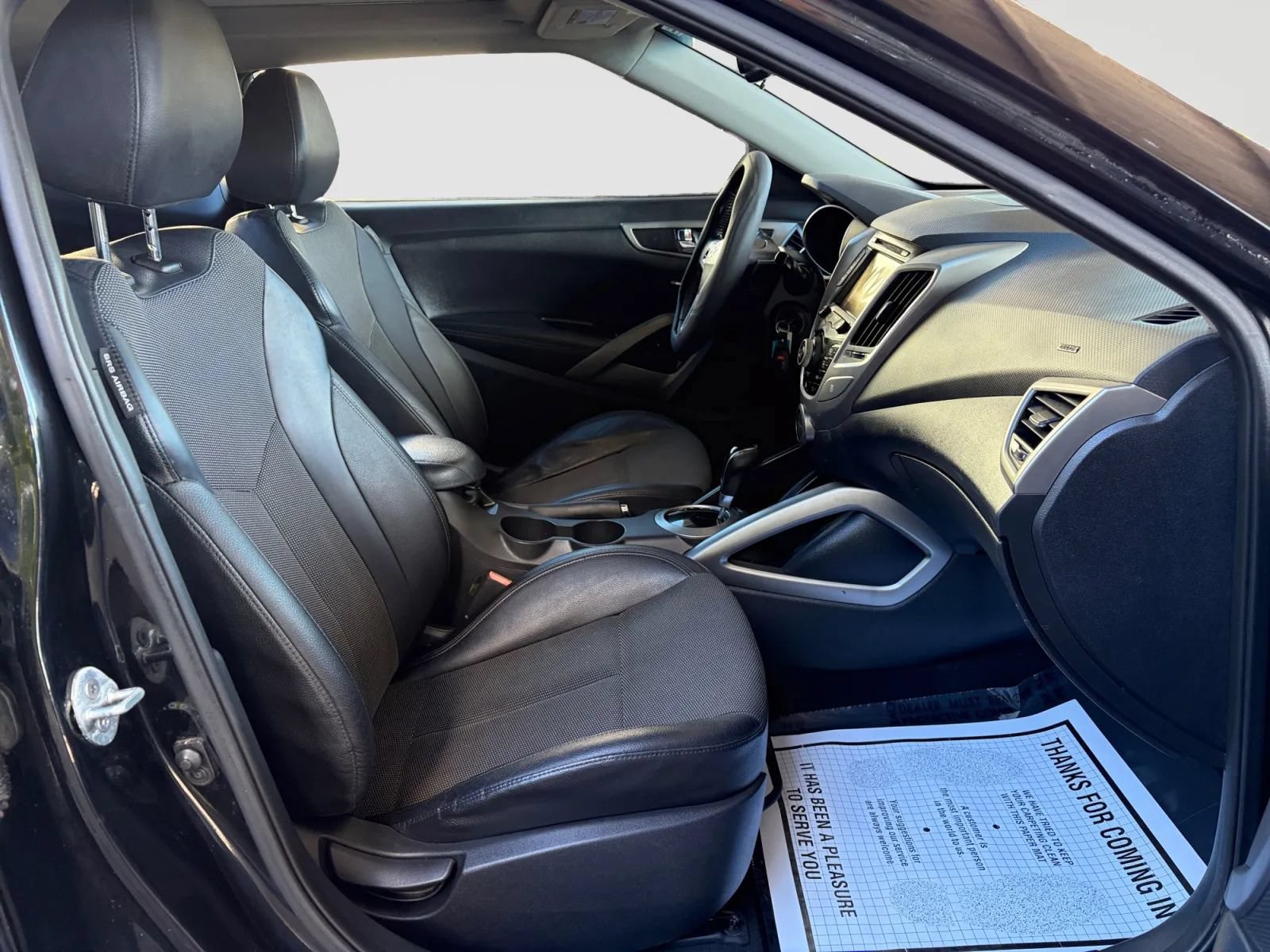 Used 2013 Hyundai Veloster w/ Style Pkg FWD image 19