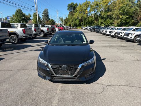 Used 2022 Nissan Sentra SV FWD image 6