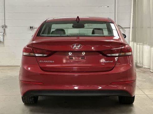 Used 2017 Hyundai Elantra Limited w/ Limited Tech Package 04 image 4