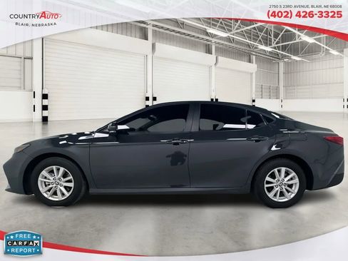 Used 2025 Toyota Camry LE image 2