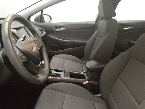 Used 2019 Chevrolet Cruze LS w/ LS Convenience Package image 17