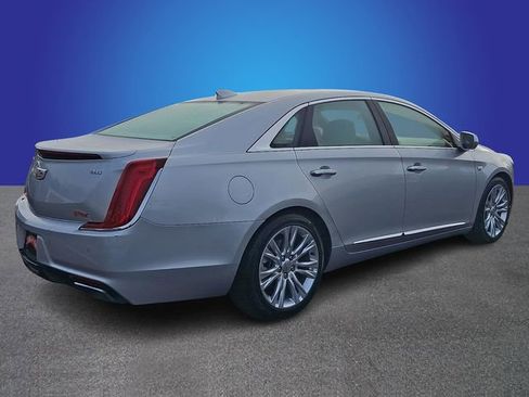 Used 2018 Cadillac XTS Luxury w/ Driver Awareness Package image 4
