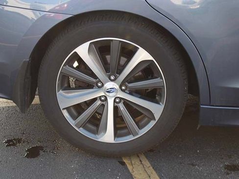 Used 2016 Subaru Legacy 2.5i Limited AWD/4WD image 8