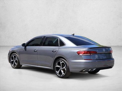 Used 2020 Volkswagen Passat 2.0T R-Line FWD image 8