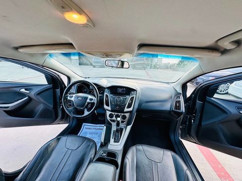 Used 2013 Ford Focus SE FWD image 20