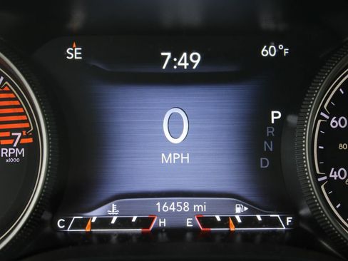 Used 2020 Jeep Cherokee High Altitude image 2