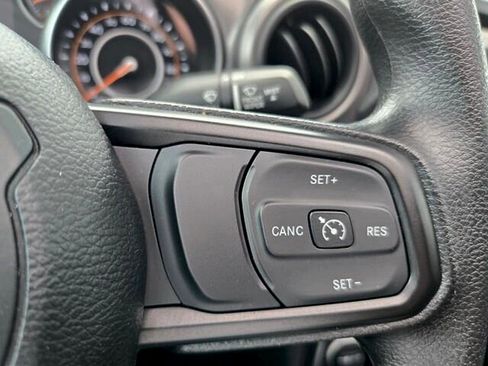 Used 2023 Jeep Wrangler Sport AWD/4WD image 35