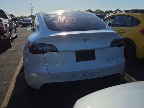 Used 2021 Tesla Model Y Long Range AWD/4WD image 5