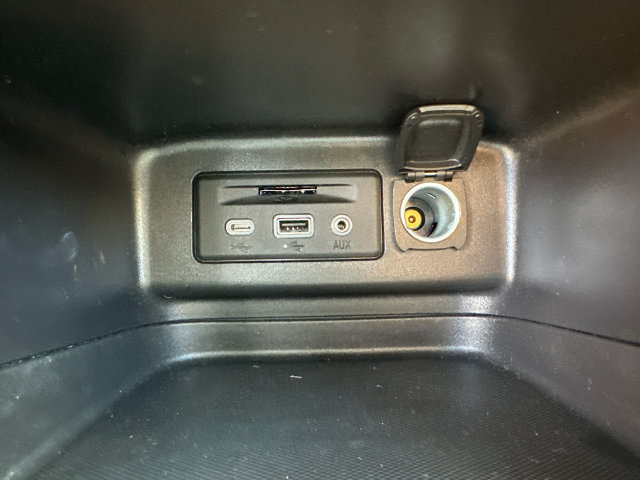 Used 2024 Chevrolet Equinox LT AWD/4WD image 37