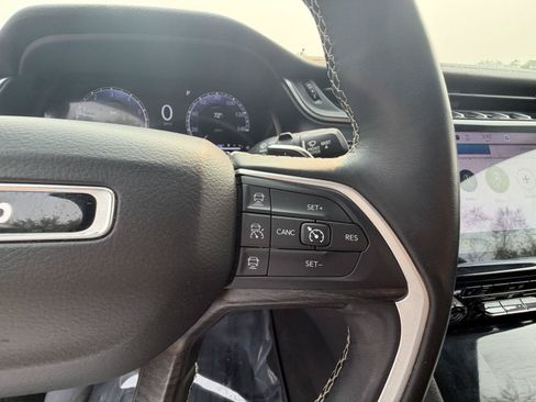 Used 2021 Jeep Grand Cherokee L Limited AWD/4WD image 15
