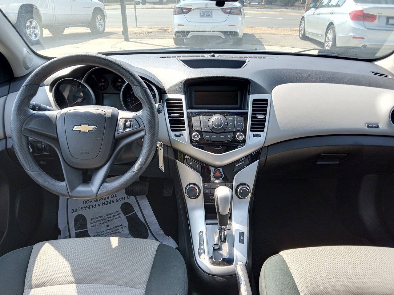 Used 2012 Chevrolet Cruze LS w/ Connectivity Package FWD image 8