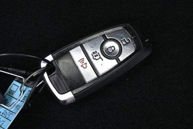 Used 2025 Ford Escape ST-Line FWD image 37