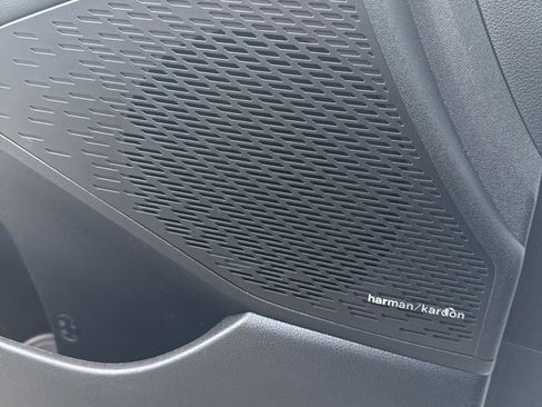 Used 2023 Hyundai Palisade SEL w/ Premium Package image 14