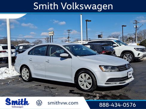 Used 2017 Volkswagen Jetta S image 1