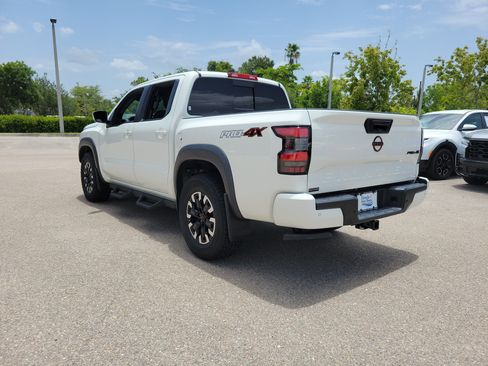 Used 2024 Nissan Frontier PRO-4X w/ Technology Package AWD/4WD image 4