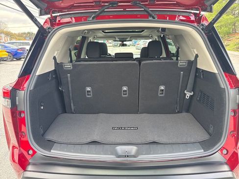 New 2026 Nissan Pathfinder SV w/ SV Premium Package image 24