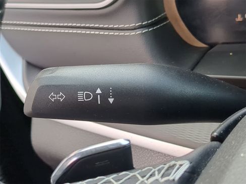 Used 2023 Jeep Grand Cherokee Laredo w/ Luxury Tech Group I image 33