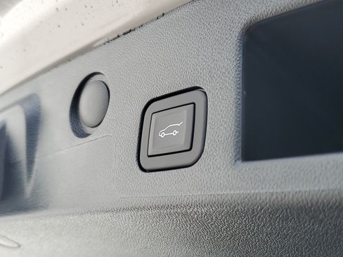 New 2026 GMC Terrain AT4 w/ Convenience Package III AWD/4WD image 11