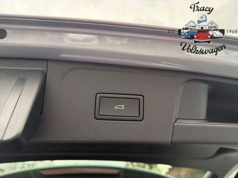 New 2026 Volkswagen Atlas SE image 24