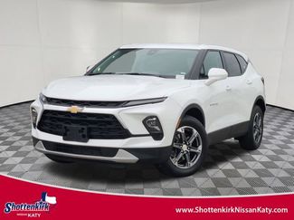 Used 2025 Chevrolet Blazer LT FWD video 1