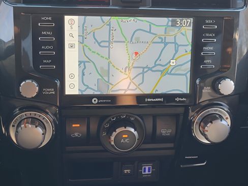 Certified 2024 Toyota 4Runner TRD Off-Road Premium w/ Moonroof Package image 21