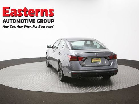 Used 2023 Nissan Altima 2.5 SR FWD image 65
