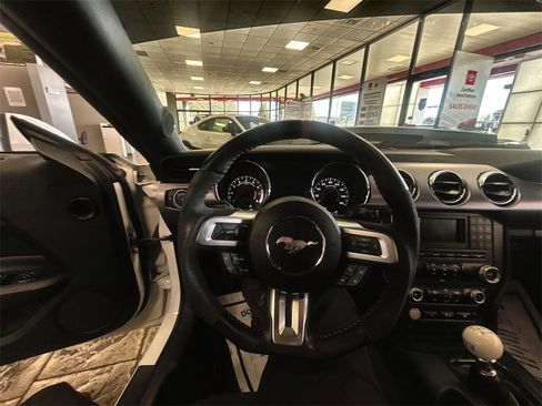 Used 2017 Ford Mustang GT image 20