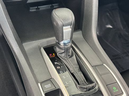 Certified 2018 Honda Civic EX image 17