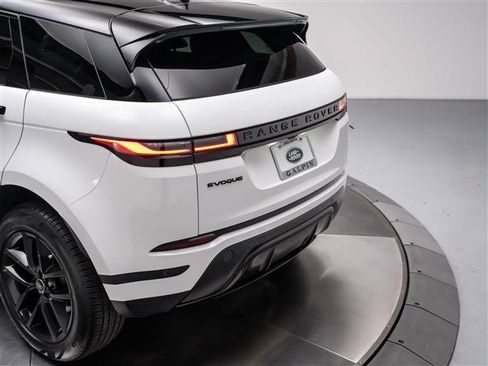 Used 2026 Land Rover Range Rover Evoque S AWD/4WD image 31