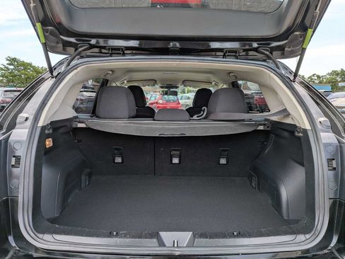 Used 2018 Subaru Crosstrek 2.0i Premium AWD/4WD image 32