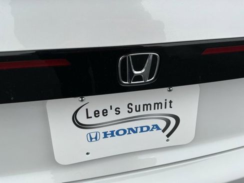 Used 2025 Honda Accord Touring image 5