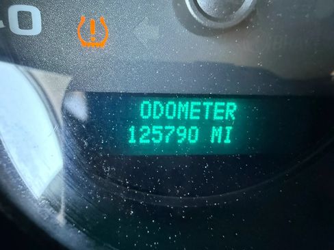 Used 2007 Chevrolet Silverado 1500 W/T RWD image 14
