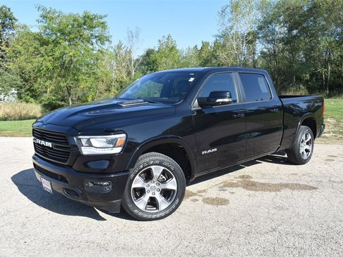 Used 2022 RAM 1500 Laramie w/ Sport Appearance Package image 13